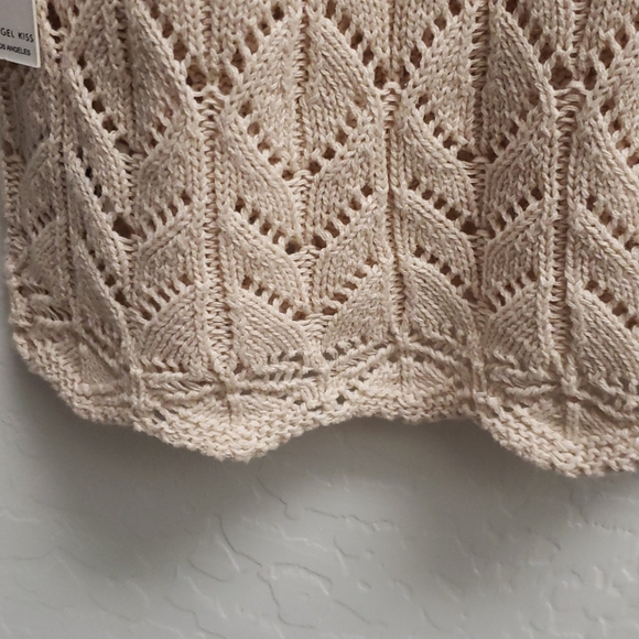 NWT Crochet Tank Top - Picture 6 of 6